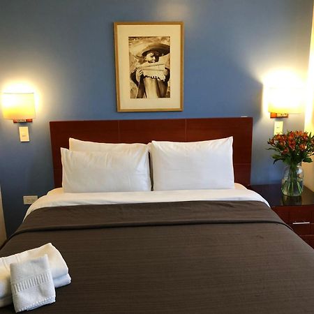 Filatelia Suites & Travel Quito Bagian luar foto