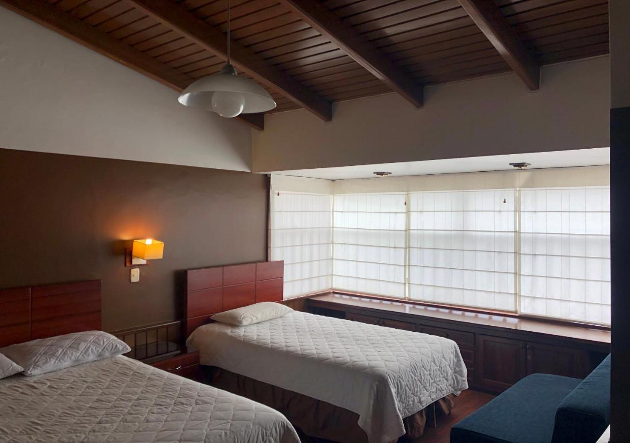 Filatelia Suites & Travel Quito Bagian luar foto