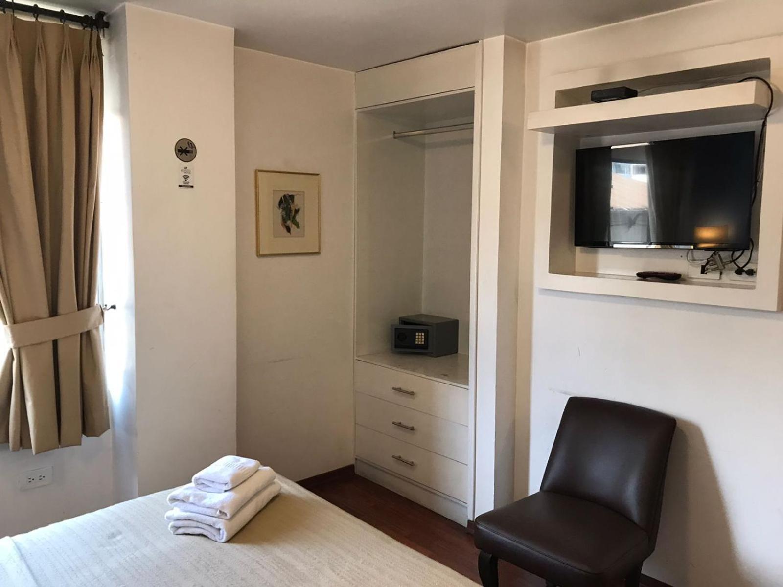 Filatelia Suites & Travel Quito Bagian luar foto