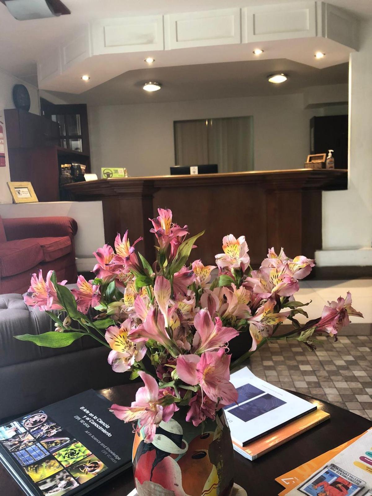 Filatelia Suites & Travel Quito Bagian luar foto
